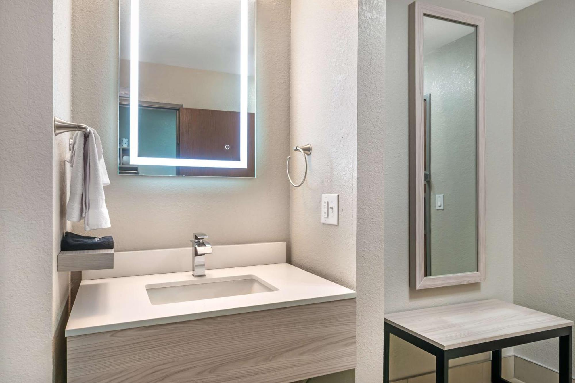 Best Western Wichita North Park City Buitenkant foto